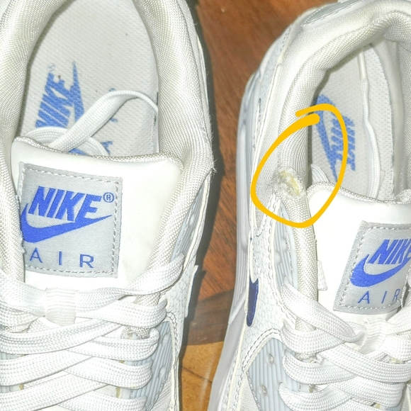 Nike Air Max White and Blue Sneakers - Picture 5 of 5